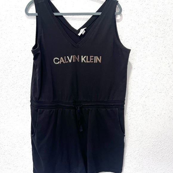 Calvin Klein Black V-Neck  romper XL - Picture 8 of 8